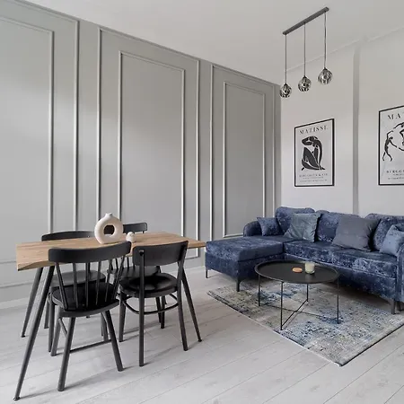 Zeylanda Rest Point Apartment *