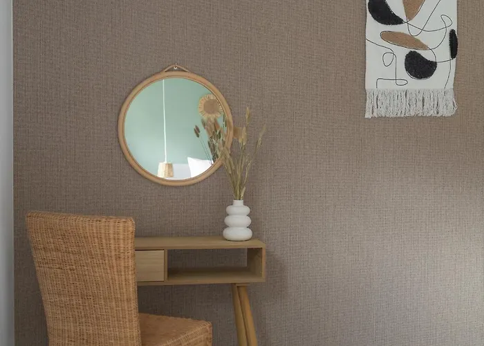 Zeylanda Rest Point *