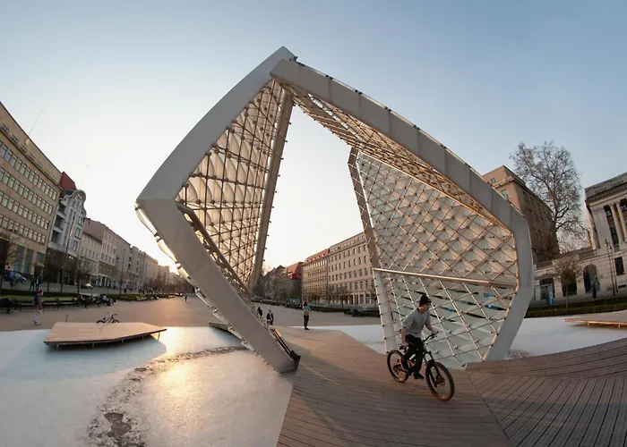 Zeylanda Rest Point *